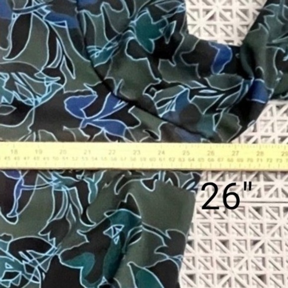LOGO Lori Goldstein Tunic Shirt 2X Blue Green Floral Workwear Office Liquid Knit - Picture 8 of 9